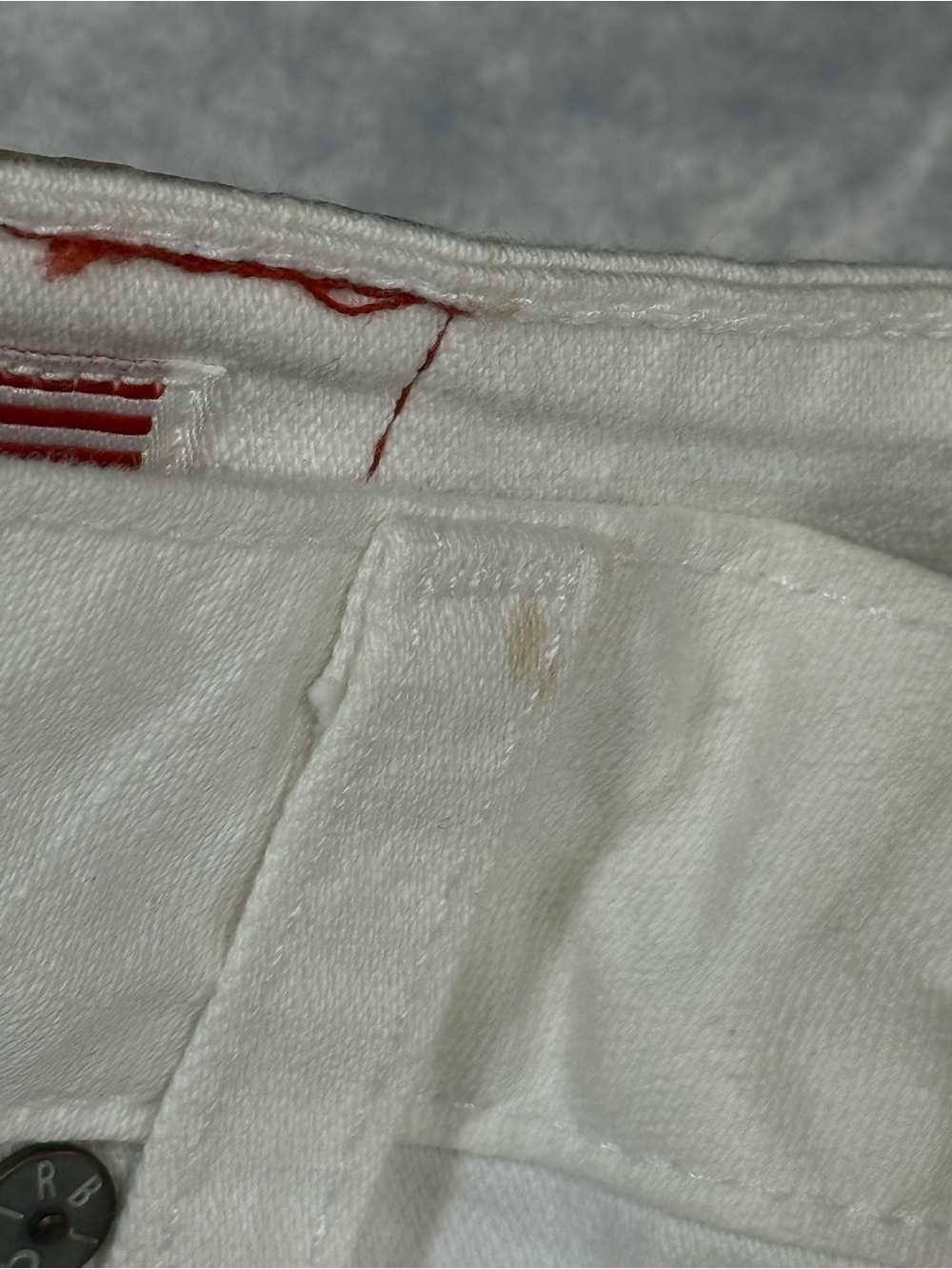 True Religion Women's White Cuffed Denim Shorts size 25 - Picture 3 of 12